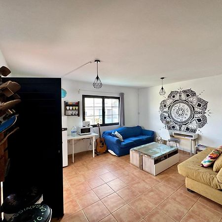 La Fresa Hostel Corralejo Bagian luar foto