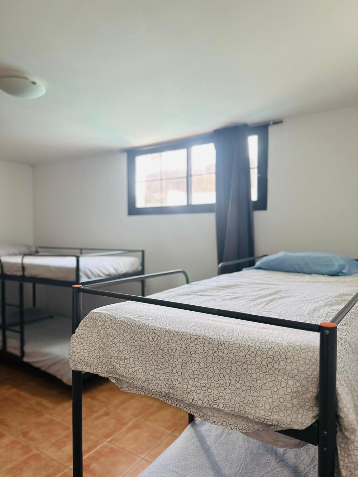 La Fresa Hostel Corralejo Bagian luar foto