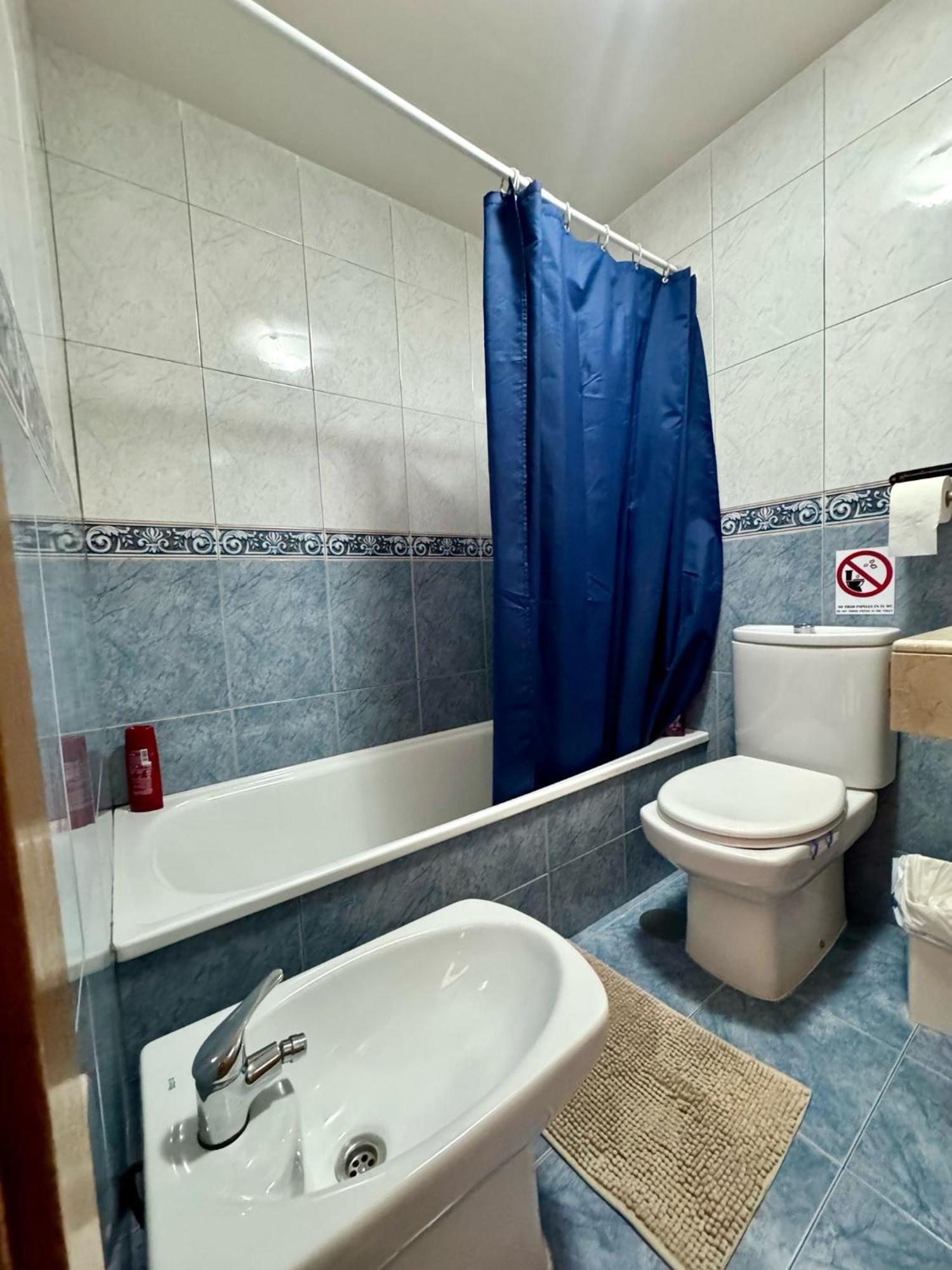 La Fresa Hostel Corralejo Bagian luar foto