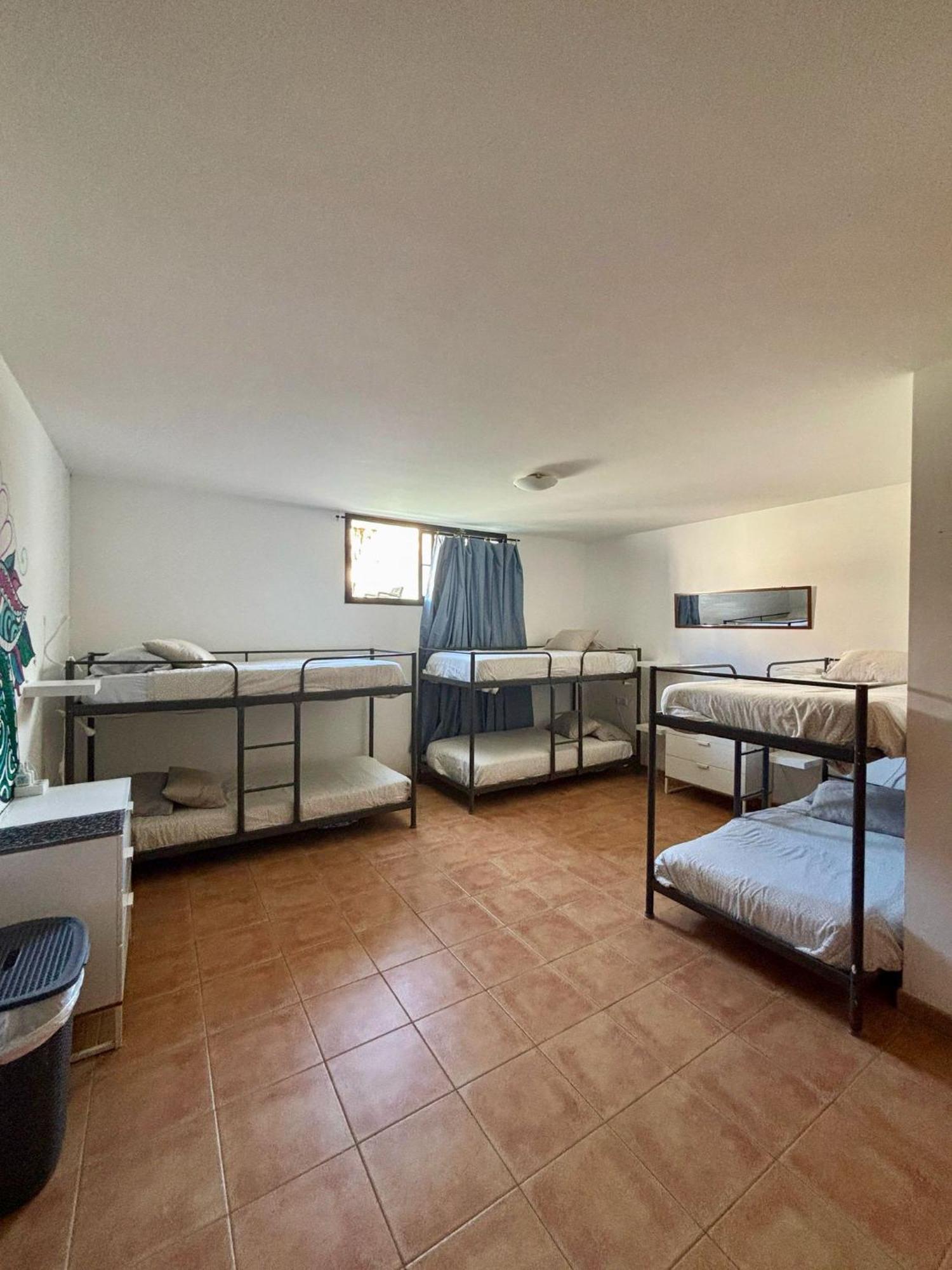 La Fresa Hostel Corralejo Bagian luar foto